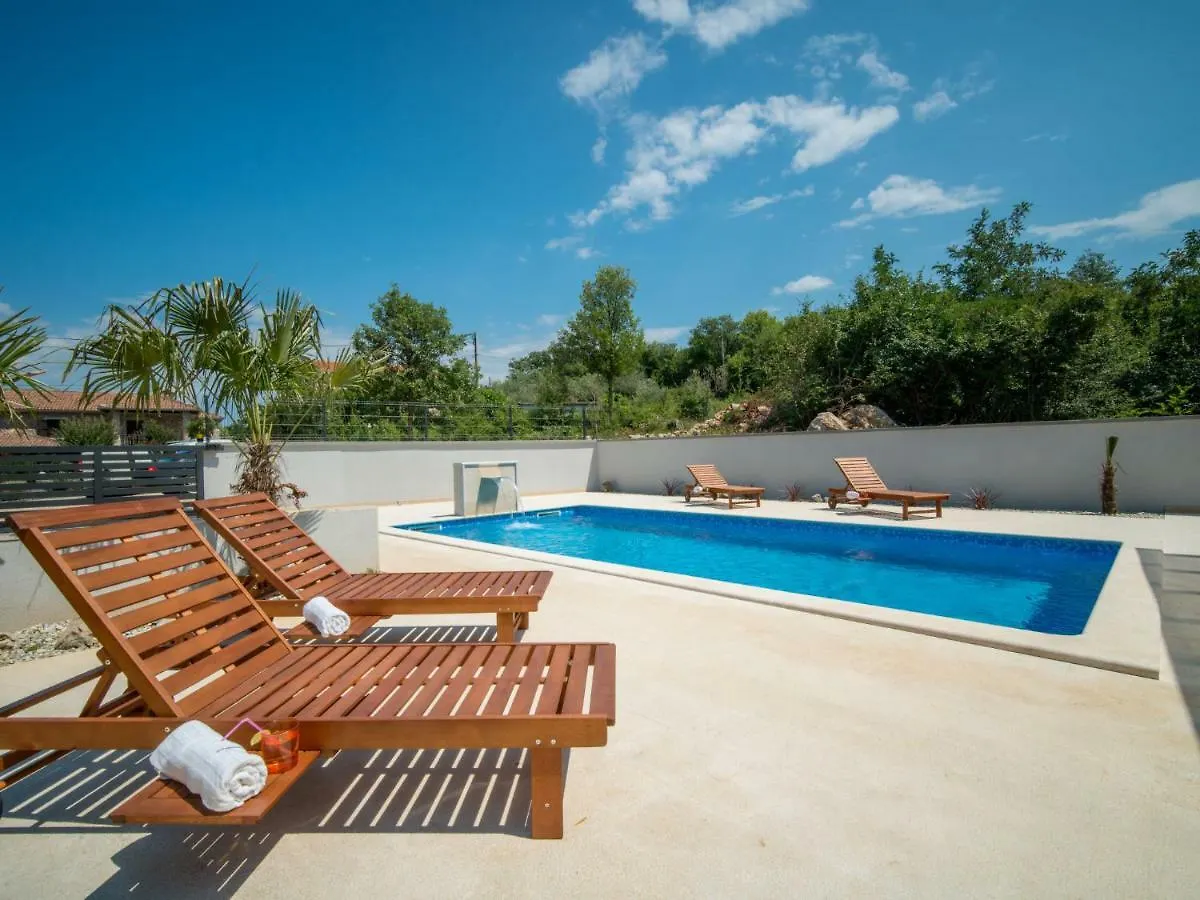 Holiday Home Ivana By Interhome Gostinjac